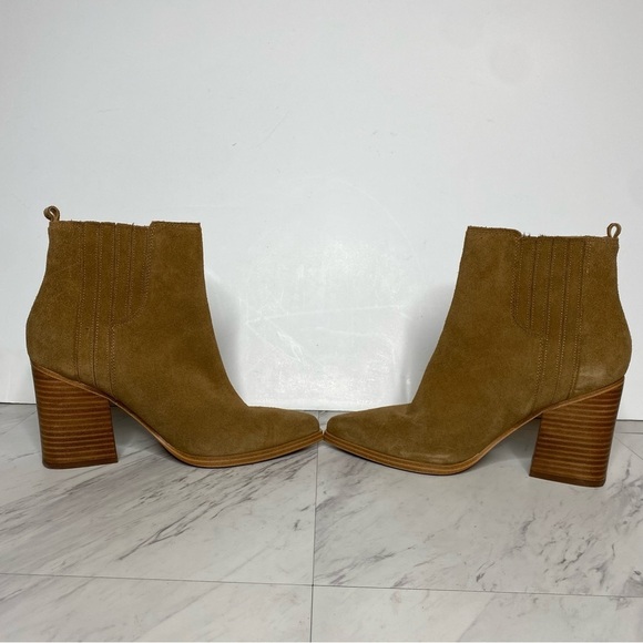 Marc Fisher Oshay Tan / Light Brown Suede Bootie 9M - Picture 5 of 14